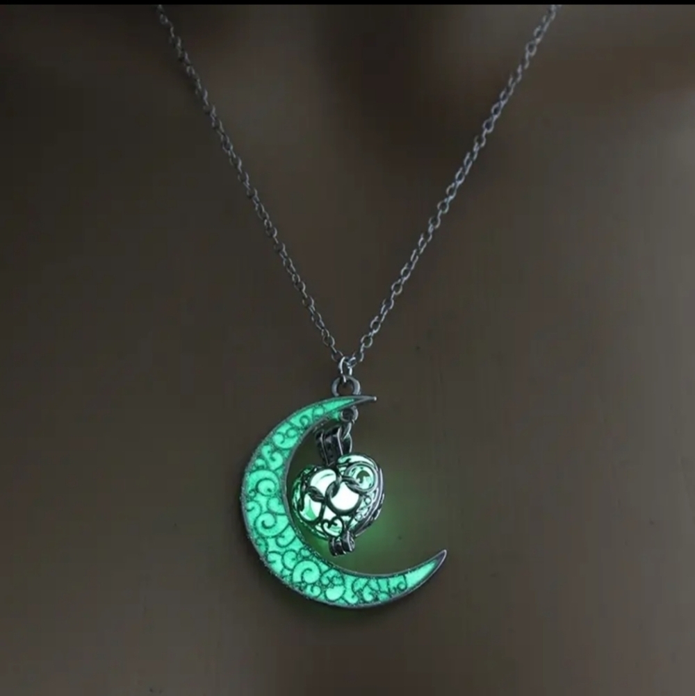 New Moon Love Luminous Pendant Necklace Glow Trendy Jewelry Holiday Style